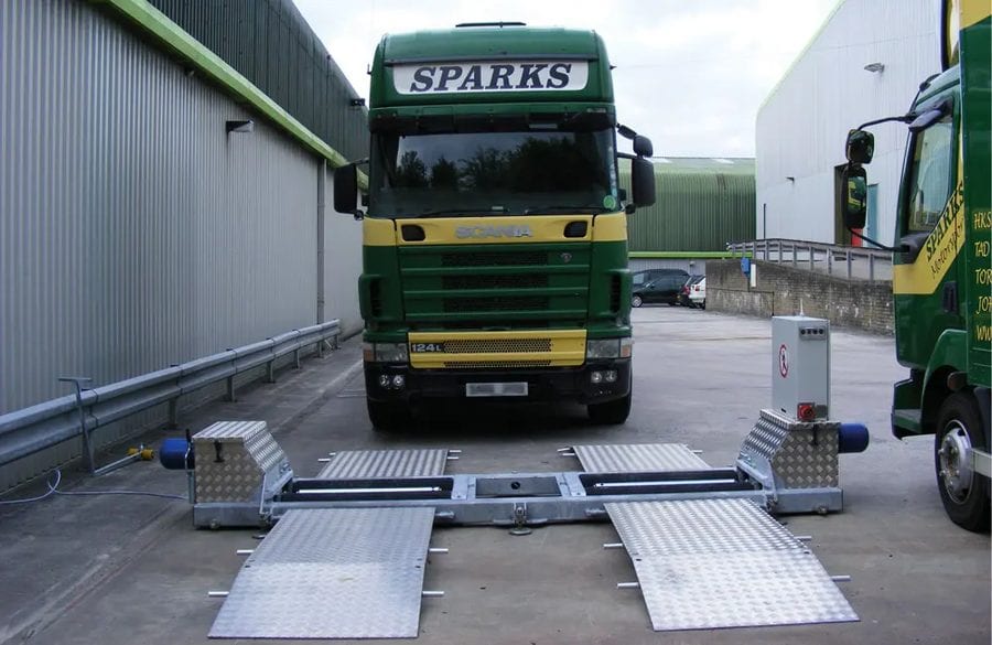 BM20200 mobile commercial brake tester